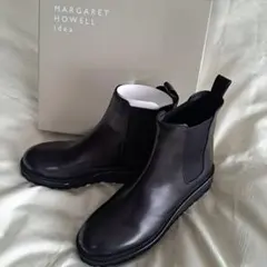 MARGARET HOWELL ブラック サイドゴアブーツ