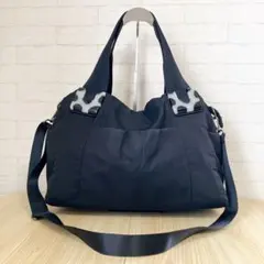 美品イアパピヨネ 樹脂パーツトートバッグ ダルメシアン 2way