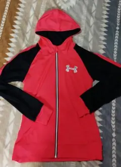 アンダーアーマー　UNDER ARMOUR　スウェットパーカー　レディース