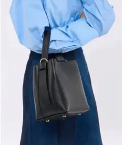 GIANNI NOTARO ワンショルダーミニバッグ(ブラック)／IENA