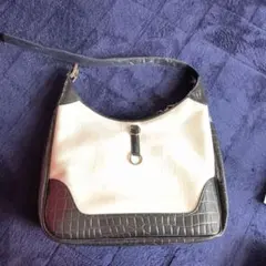 クロコダイル風ショルダーバッグ