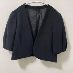 美品　ANAYI パフスリーブショート丈ジャケット　ブラック　38のサムネイル