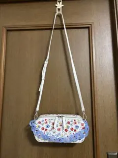 ギンザカネマツ　花柄ショルダーバッグ 新品のサムネイル