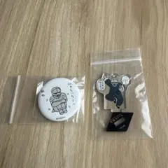 ちいかわ飯店　ちいかわ観光　鎧さん　缶バッジ　アクリルスタンド