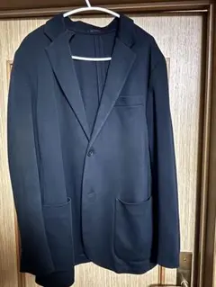 ユニクロ　ジャケット　黒　ストレッチタイプ
