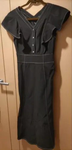 【新品】リップサービス　フリルノースリマーメイドワンピース