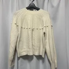 GU アイボリー ニットセーター リブ編み ポンポン付き 150 女の子向け