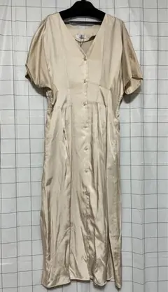 スコットクラブ ベージュ　ワンピース