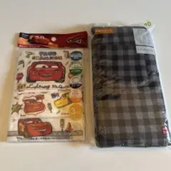 ユニクロ　フリースレギンス　チェック柄　90㎝　　カーズ　ガーゼマスク　3P