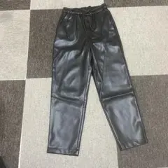 ラコレ　フェイクレザーテーパード　Sサイズ