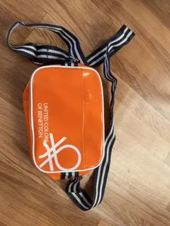 UNITED COLOURS OF BENETTON ショルダーバッグ オレンジ