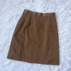 Lily Brown リリーブラウン 小花柄刺繍 タイトスカート ブラウン