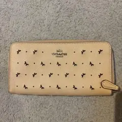 COACH コーチ 長財布 財布　バタフライ 蝶々　パンチング ベージュ