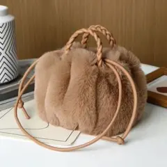 ベージュ ファー フワモコ 2way バッグ　可愛い　秋　冬　韓国