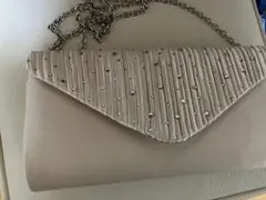 ベージュ装飾パーティーバッグ