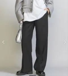 【ビューティアンドユース】裏起毛バックゴムストレートパンツ　ブラック