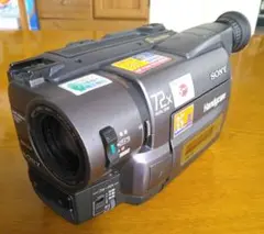 Item thumbnail for item e84f90ea-4490-4162-bd52-f9907e54faab