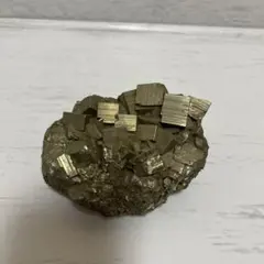 黄鉄鉱 パイライト 1.6kg 高玉鉱山 - メルカリ