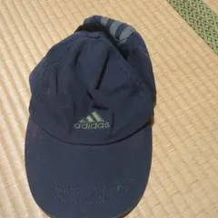 adidas ネイビー ベースボールキャップ