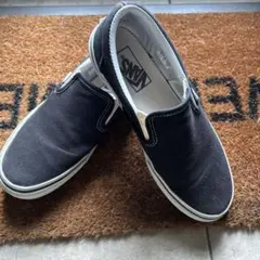 キッズ、レディーススリッポンシューズ　vans 23cm
