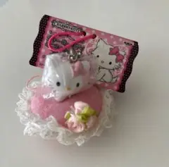サンリオ♡チャーミーキティ ぬいぐるみ クッション【激レア】 レア⭐︎】サンリオ チャーミーキティ ぬいぐるみ - メルカリ