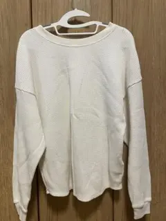 ホワイト ヘンリーネック 長袖 トップス