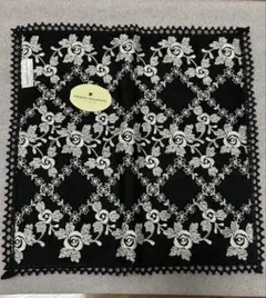 【新品未使用】PIERRE BALMAIN 花柄刺繍タオルハンカチ　ブラック