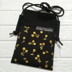 ゴールドさくらんぼ柄 ☆ ショルダーバッグ ☆ ハンドメイド ☆ スマホケース