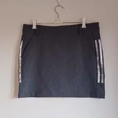 【L】アディダスゴルフ ストレッチスカート チャコールグレー 3ストライプ