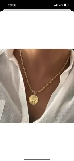 今夏大人気！　コイン型ネックレス
