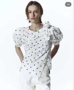 Bibiy. STEPHANIE PUFF BLOUSE - メルカリ