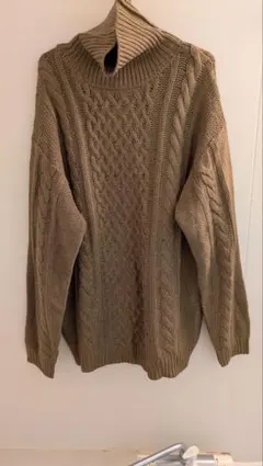 n'or ベージュ ケーブルニット タートルネックセーター