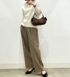 タックワイドパンツ ワイドパンツ