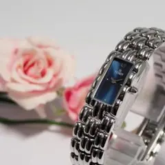 新同品 フェンディ FENDI 660L ネイビー文字盤 腕時計 箱 F679 新同品 フェンディ FENDI 660L ネイビー文字盤 腕時計 箱 F679