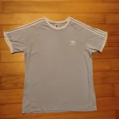 adidas アディダス トレフォイル 刺繍ロゴ Tシャツのサムネイル