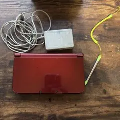 Nintendo 3DS LL 赤 本体 充電器・タッチペン付き