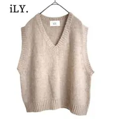 2621 美品 iLY. ニットベスト ベージュ F