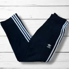 adidas / アディダス トレフォイル トラックパンツ（3ストライプ）