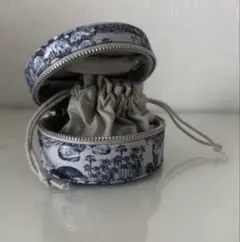 Item thumbnail for item fe049712-98dd-4233-bc41-25f98a669a60