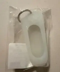 ホワイトプラスチック キーホルダー