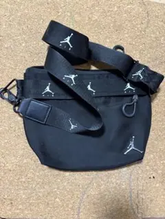 ジョーダン　ショルダーバッグ