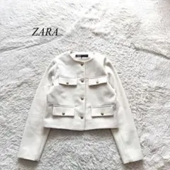 【ザラ】ノーカラージャケット　アイボリー　金ボタン　S 上品　韓国　お洒落