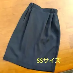 ひざ丈スカート　ブラック　タイト　スリット　フォーマル　オフィス　SSサイズ