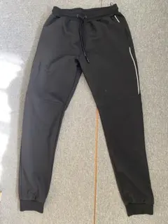 黒のジャージパンツ 160サイズ