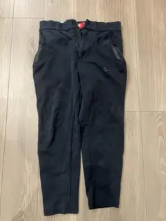 Nike ブラック ジョガーパンツ　テーパードパンツ
