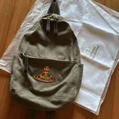 Vivienne Westwood リュック カーキのサムネイル