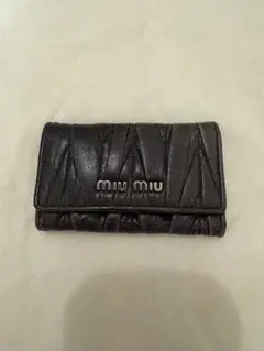 お取置き✨良品✨ミュウミュウ マテラッセ キーケース6連 ブラック