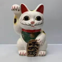 【伊万里焼】華やかな絵付け 招き猫 置物 高さ20cm 縁起物 インテリア 伊万里焼】華やかな絵付け 招き猫 置物 高さ20cm 縁起物 インテリア