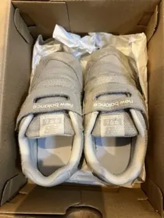 New Balance 996 グレー ベルクロスニーカー
