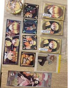 我妻善逸 鬼滅の刃 缶バッジ シール カード ステッカー まとめ売り